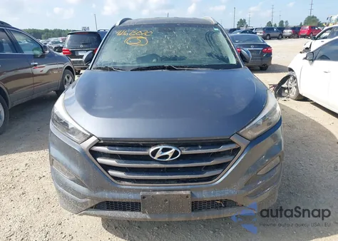 2016 Hyundai Tucson Sport z USA, uszkodzony, nr VIN KM8J33A28GU193333